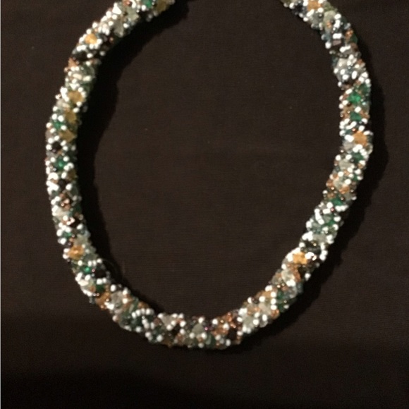 Beautiful beaded necklace, assorted colors, mainly turquoise and blues. - Picture 3 of 5